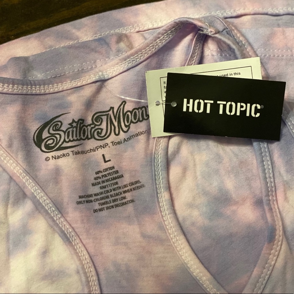Hot Topic sailor moon tank - Picture 3 of 3